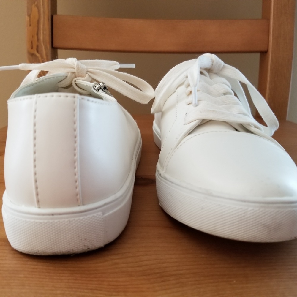 Shoes - Picture 2 of 2